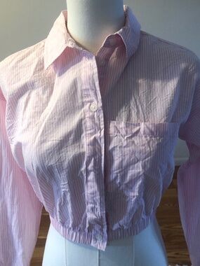 Ultra Flirt Oxford Crop Top